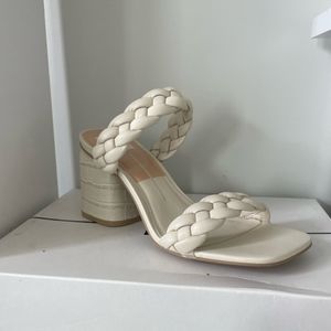 Dolce Vita Heels Sandals in Ivory - 7.5 New in Box